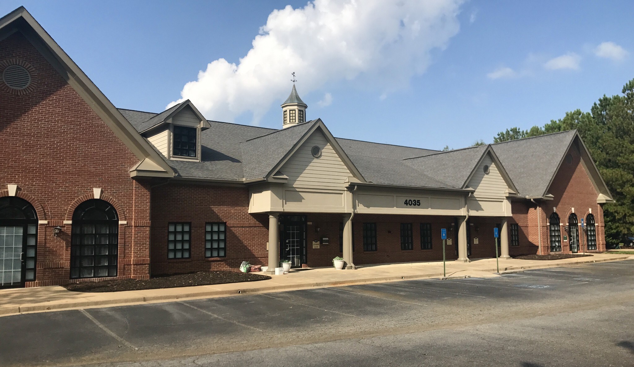 4035 Johns Creek Pky, Suwanee, GA for sale Primary Photo- Image 1 of 1