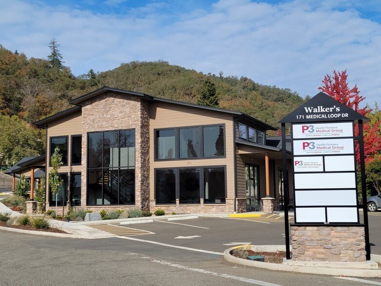171 NW Medical Loop, Roseburg, OR for sale Building Photo- Image 1 of 1