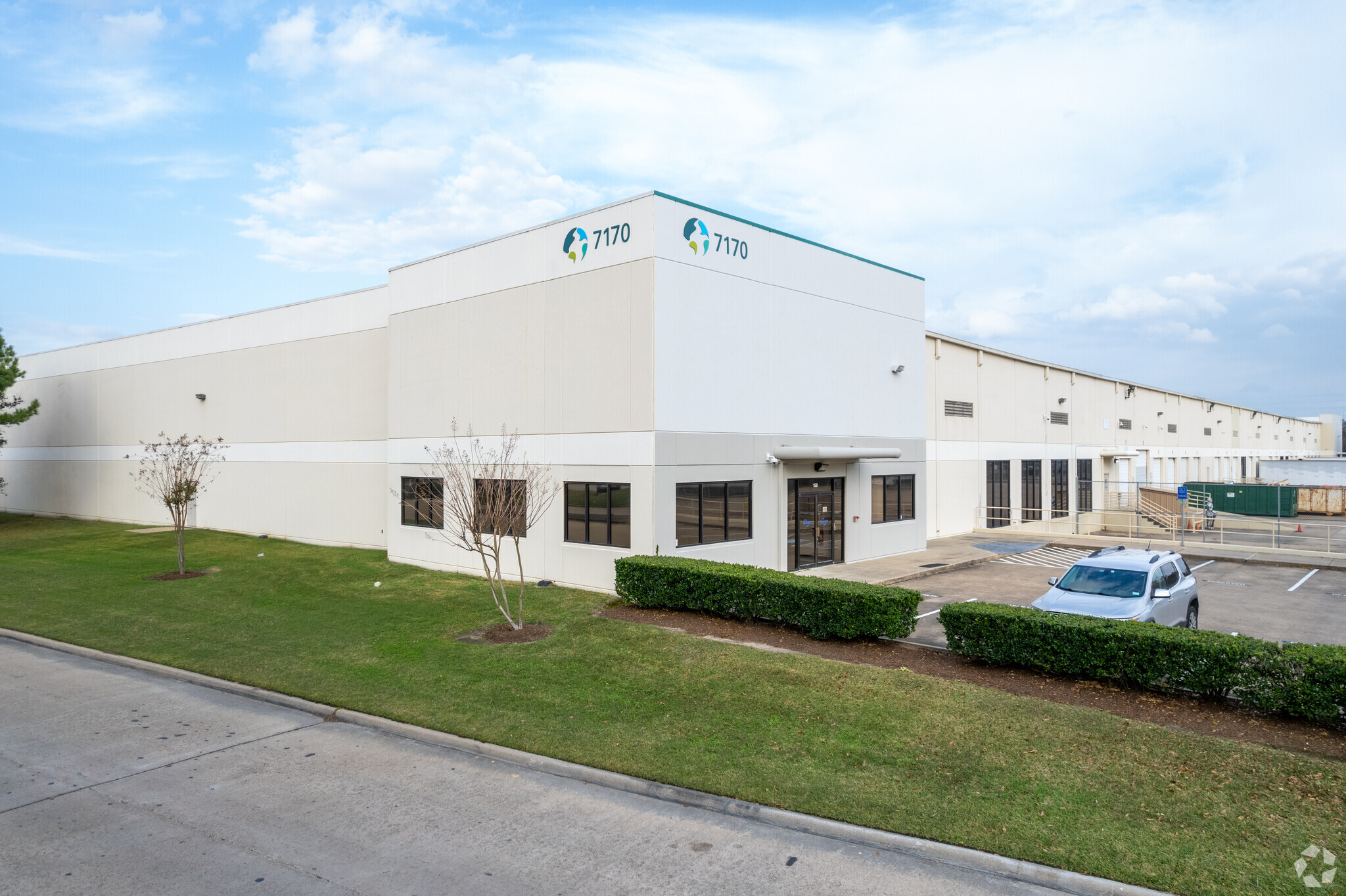 7170 W 43rd St, Houston, TX for lease Building Photo- Image 1 of 6