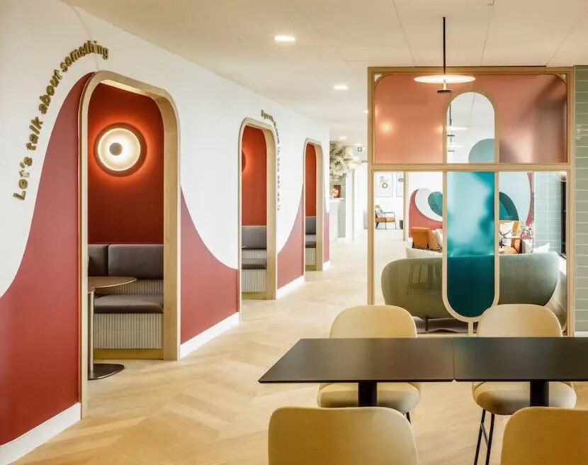 Office in Paris for lease Building Photo- Image 1 of 12