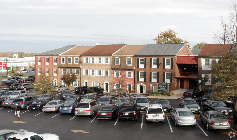 6201 Greenbelt Rd, College Park, MD for lease - Building Photo - Image 2 of 5