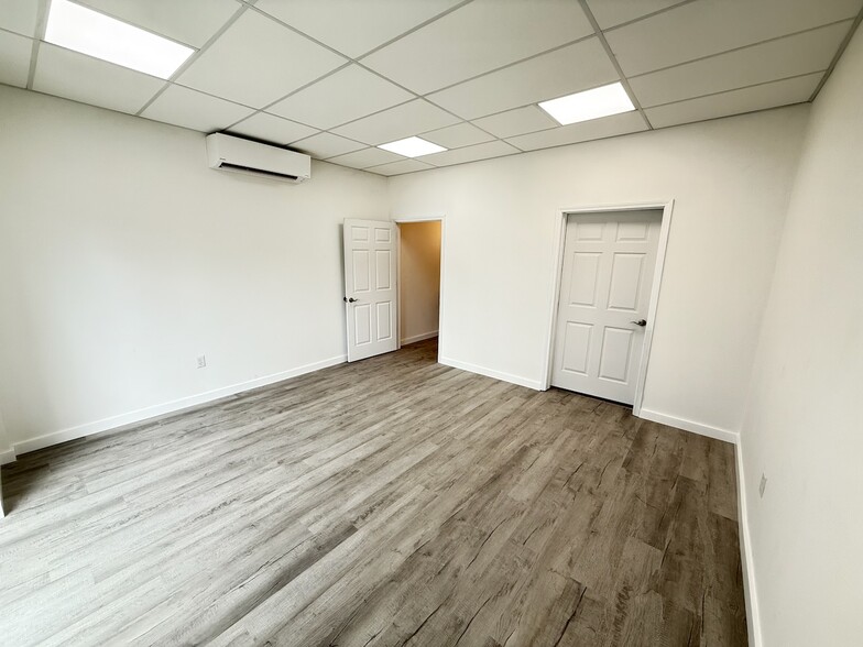 5741 S Pine Ave, Ocala, FL for lease - Building Photo - Image 3 of 24