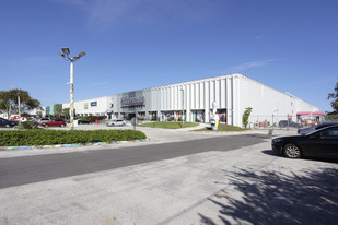 5300 N Powerline Rd, Fort Lauderdale FL - Warehouse