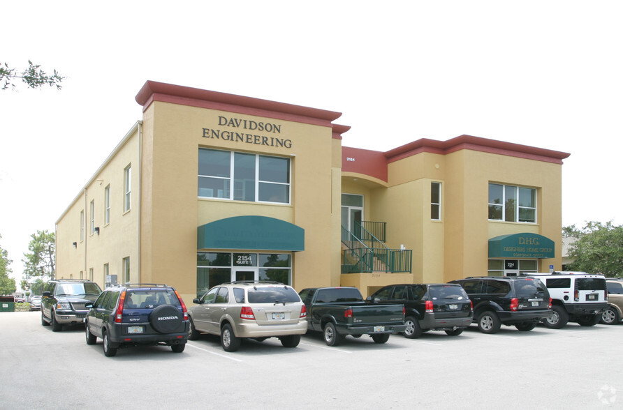 2154 Trade Center Way, Naples, FL for sale - Building Photo - Image 2 of 30