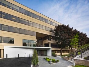 100 Matsonford Rd, Radnor, PA for lease Building Photo- Image 2 of 22