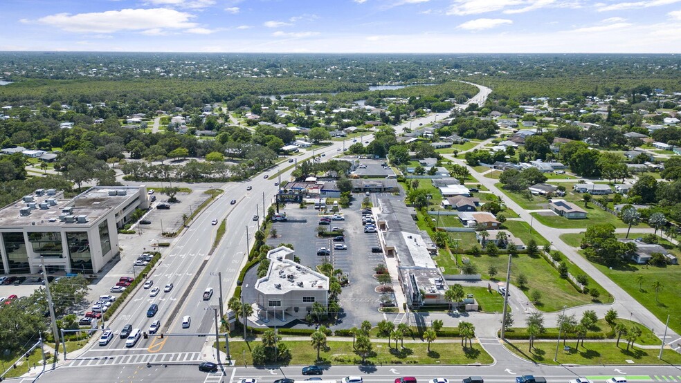 887-903 E Prima Vista Blvd, Port Saint Lucie, FL for lease - Aerial - Image 3 of 3