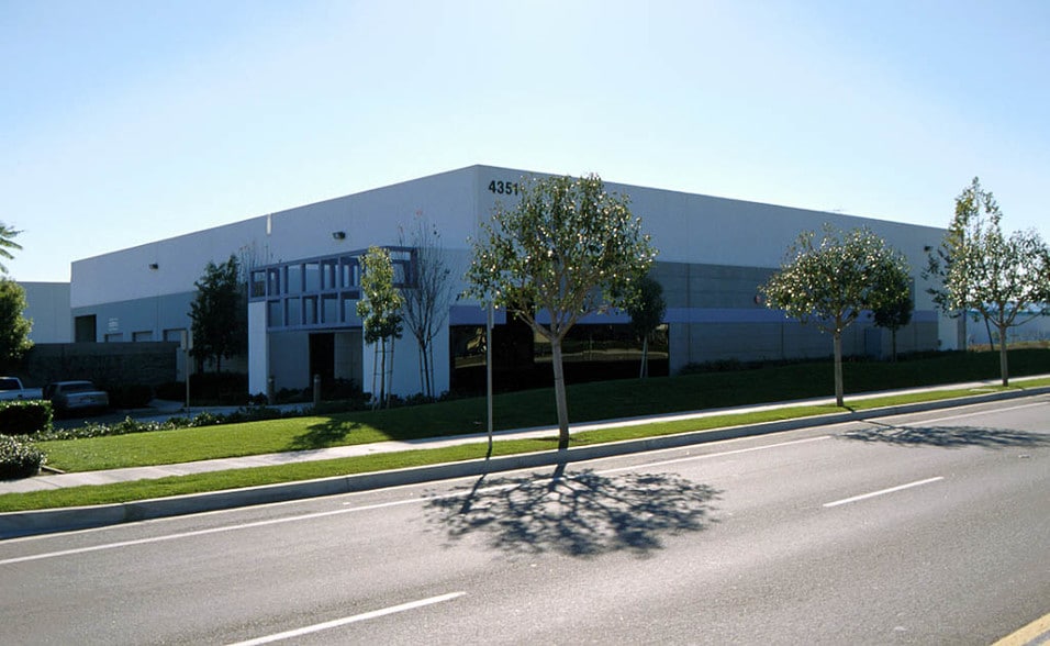 4351 Schaefer Ave, Chino, CA for lease - Primary Photo - Image 1 of 11