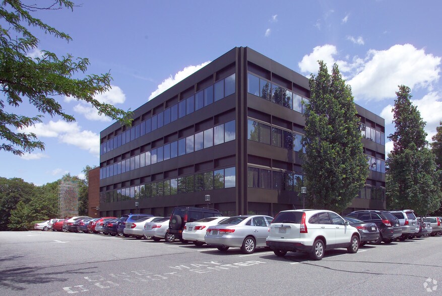 20 William St, Wellesley, MA 02481 Office for Lease