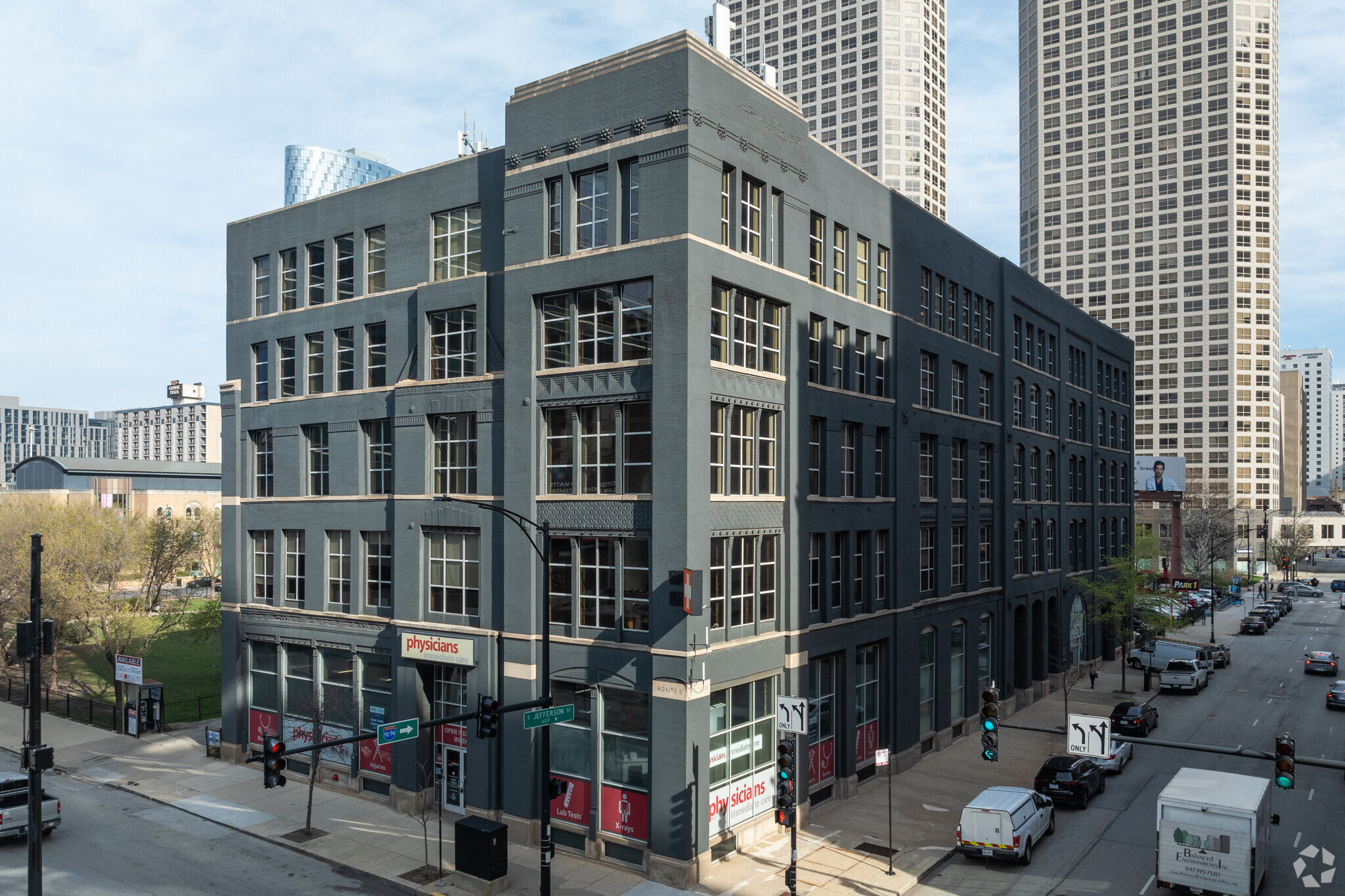 130 S Jefferson St, Chicago, IL for lease Building Photo- Image 1 of 27