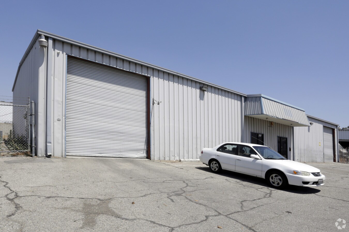 15342 Yucca Ave, Fontana, CA 92335