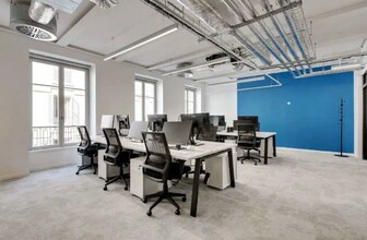 Coworking Space in Paris for lease Interior Photo- Image 1 of 4