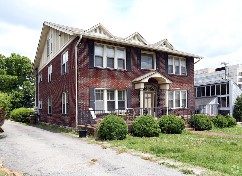 330 21st Ave N, Nashville, TN for sale - Primary Photo - Image 1 of 1