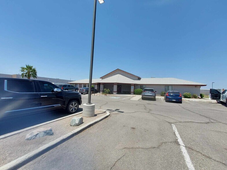 3180 E 40th St, Yuma, AZ for sale - Building Photo - Image 2 of 4