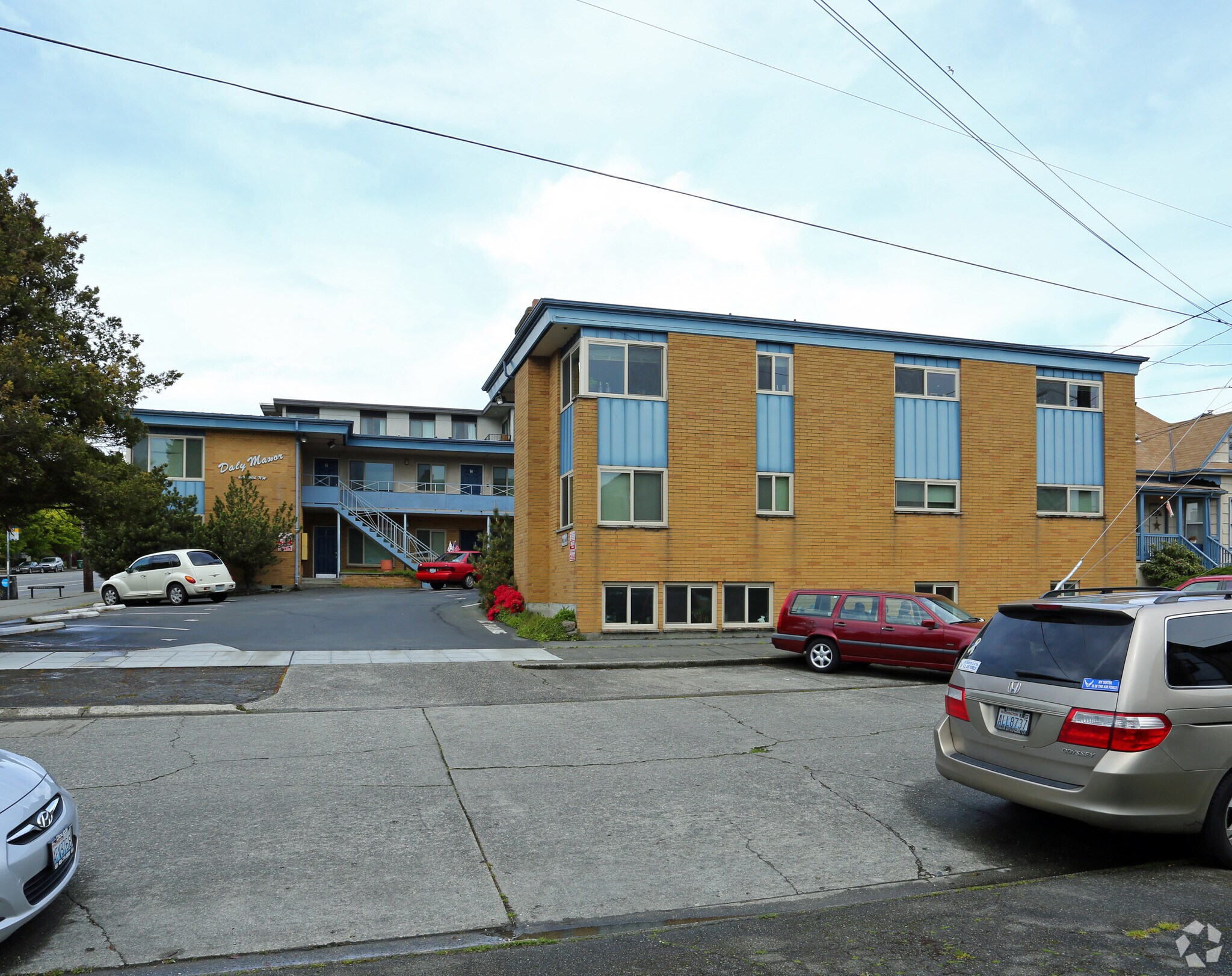 6100 24th Ave NW, Seattle, WA for sale Primary Photo- Image 1 of 1