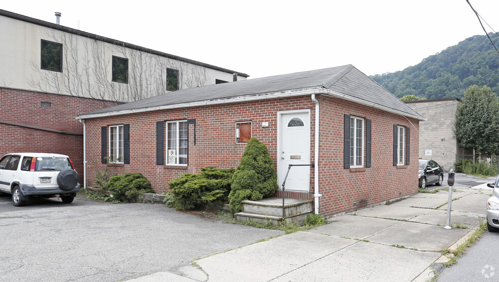 200 Main St, Johnstown, PA for sale - Building Photo - Image 1 of 1