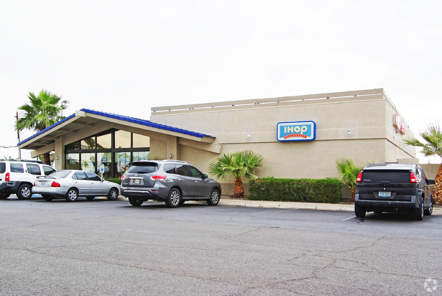 4860 Boulder Hwy, Las Vegas, NV for lease - Primary Photo - Image 1 of 11