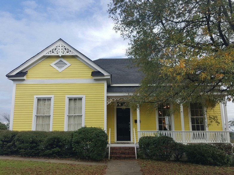 1235 Walnut St, Macon-Bibb, GA for sale - Primary Photo - Image 1 of 1