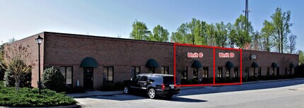 222 Ladean Ct, Simpsonville, SC for lease Interior Photo- Image 1 of 2