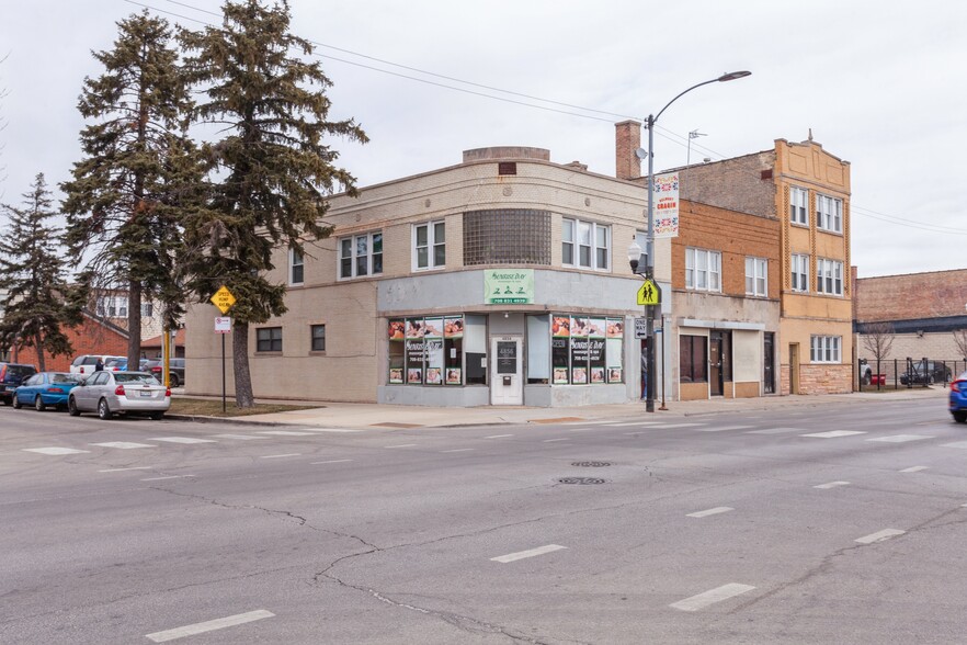 4856 W Diversey Ave, Chicago, IL for sale - Building Photo - Image 1 of 1