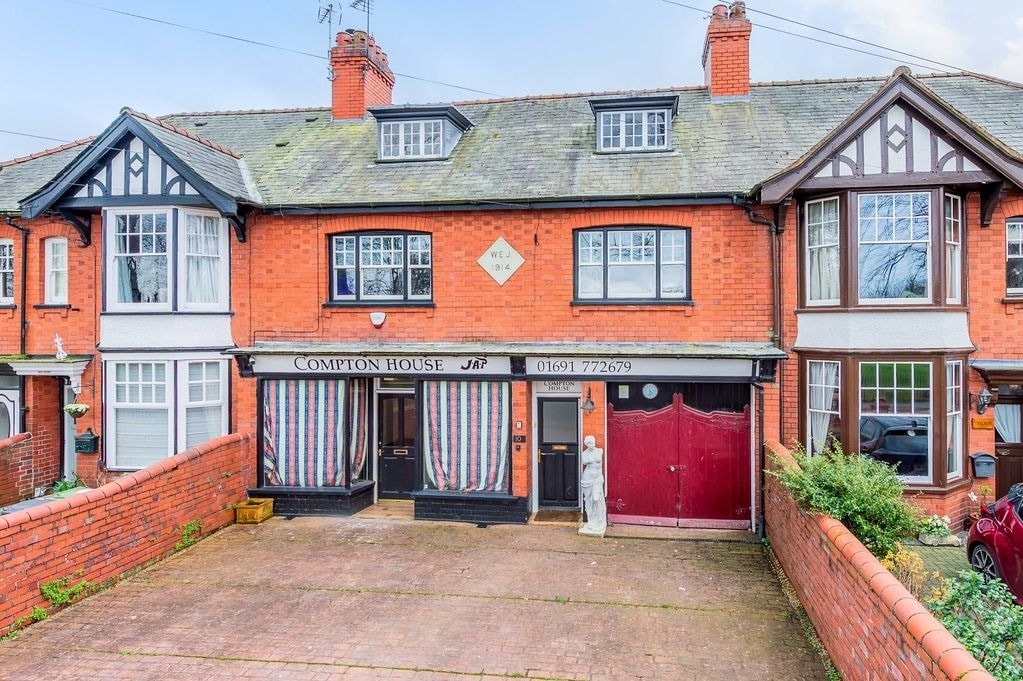 10-10A Station Ave, Wrexham for lease Building Photo- Image 1 of 13