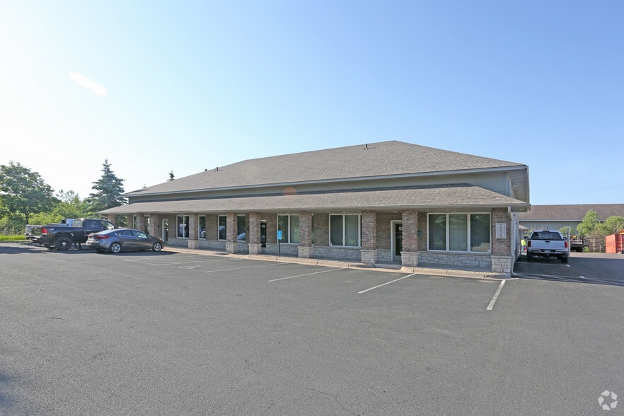 2370 County Road J, White Bear Township, MN for sale - Primary Photo - Image 2 of 3