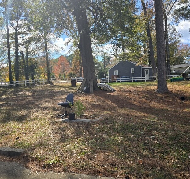 311 Rockbridge Rd, Lilburn, GA for sale - Building Photo - Image 2 of 4