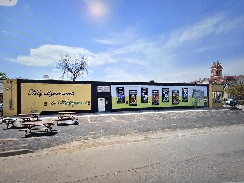 516 E 4th St, Lampasas, TX for sale - Building Photo - Image 3 of 3