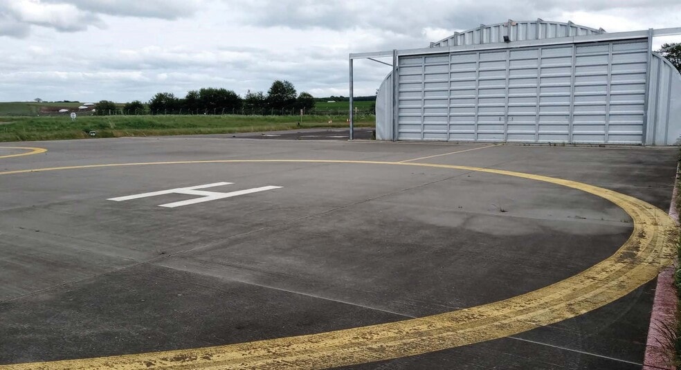 Hangar & Apron, Inverness Airport Business Park, D, Inverness for lease - Building Photo - Image 1 of 3