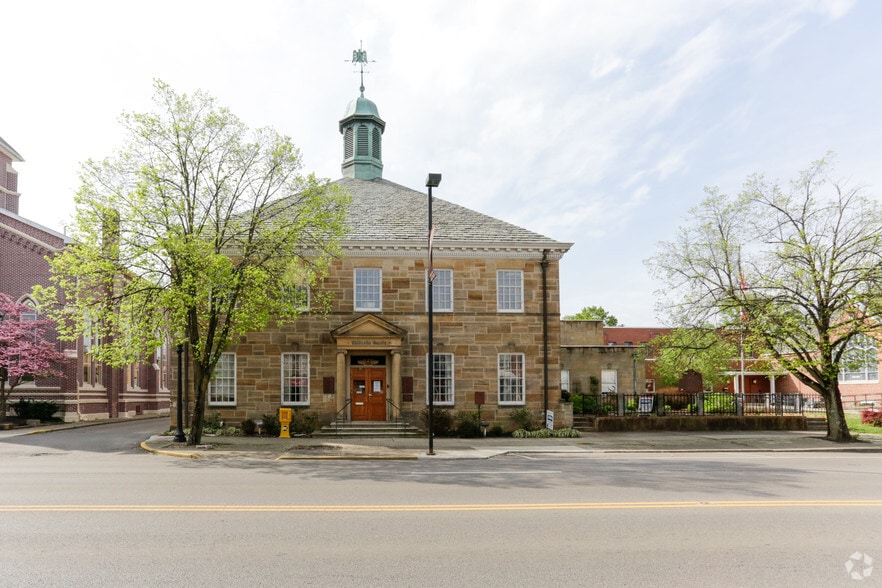 50-62 W Main St, Chillicothe, OH for lease - Primary Photo - Image 1 of 12
