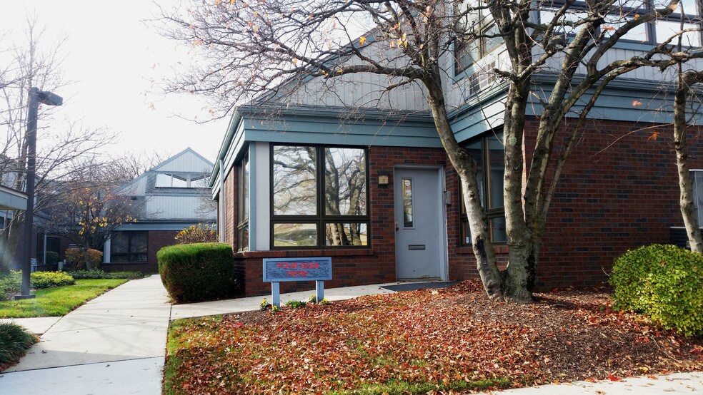 651 Route 73 S, Marlton, NJ for sale - Primary Photo - Image 1 of 1