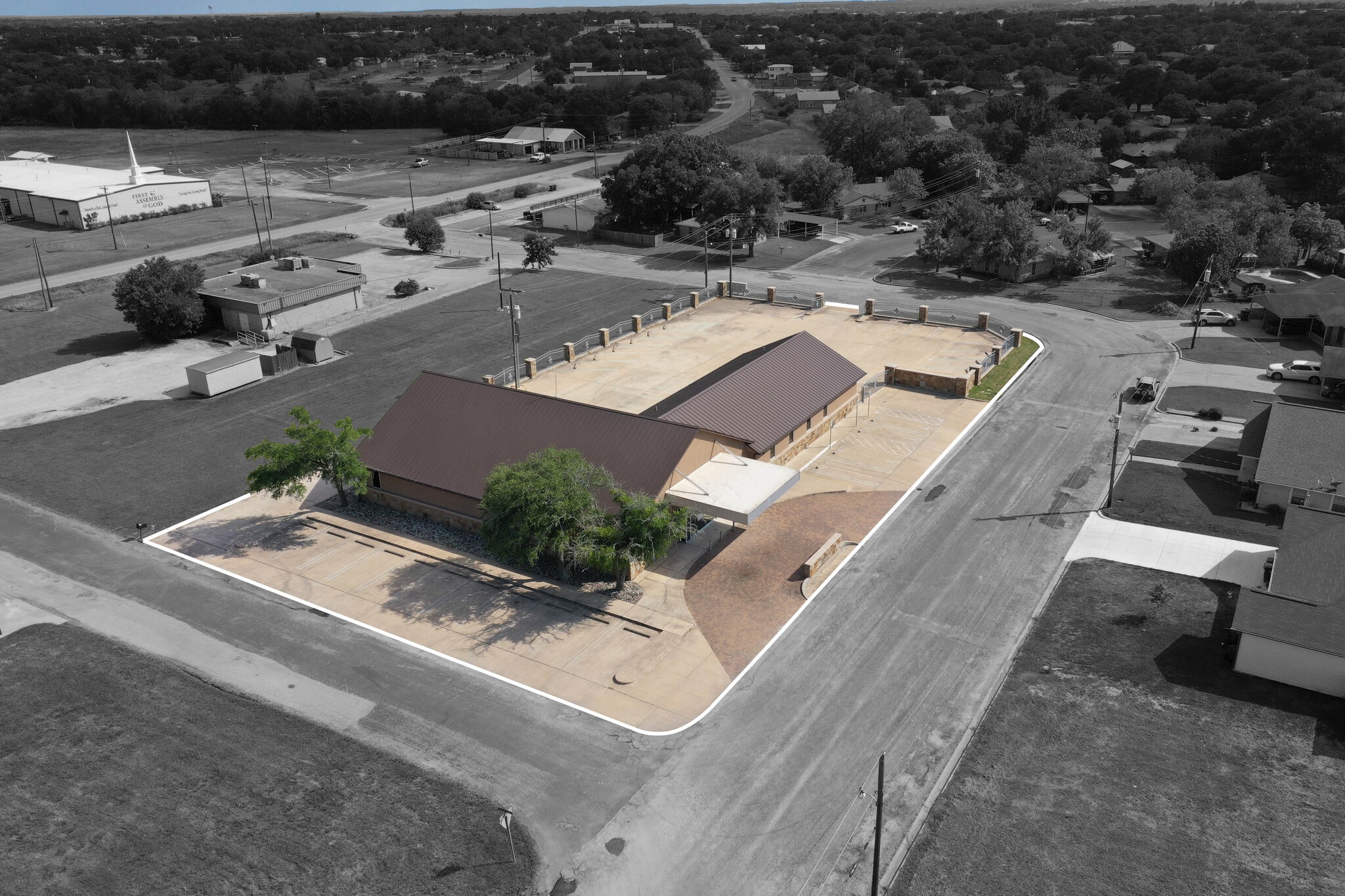 598 Cactus St, Giddings, TX for lease Building Photo- Image 1 of 7