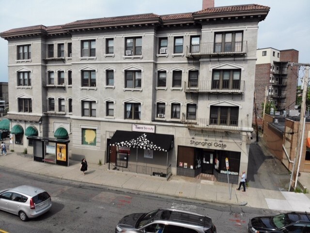 1222 Commonwealth Ave, Allston, MA for sale - Primary Photo - Image 1 of 1