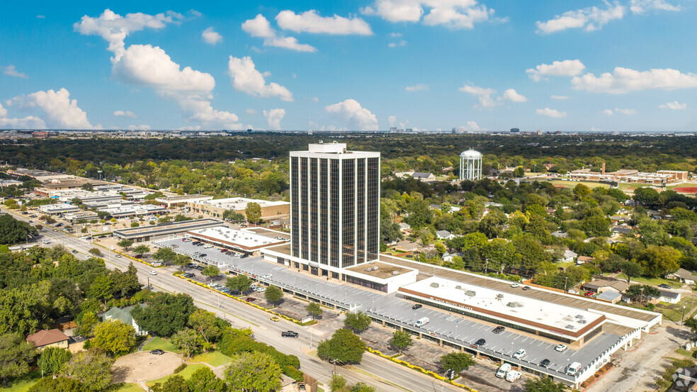 300 N Coit Rd, Richardson, TX for lease - Building Photo - Image 3 of 8