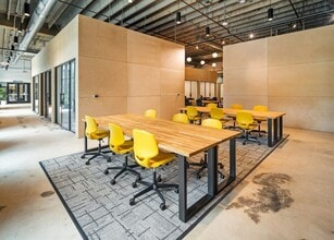 919 Berryhill Rd, Charlotte, NC for lease Interior Photo- Image 2 of 5