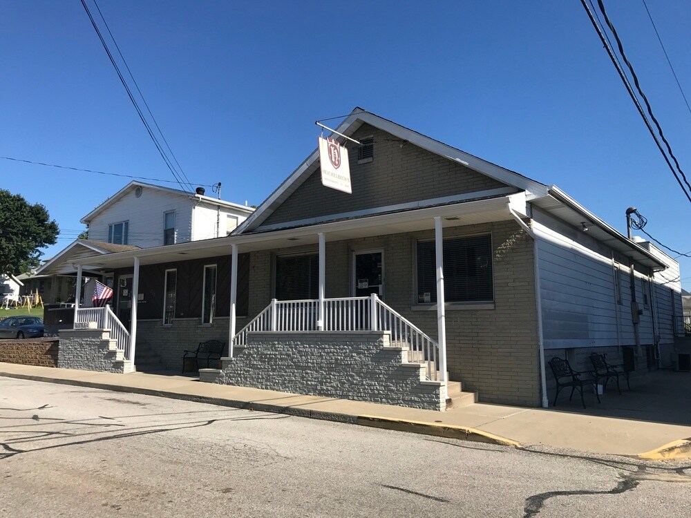 214 E 12th St, Jasper, IN for sale Building Photo- Image 1 of 1
