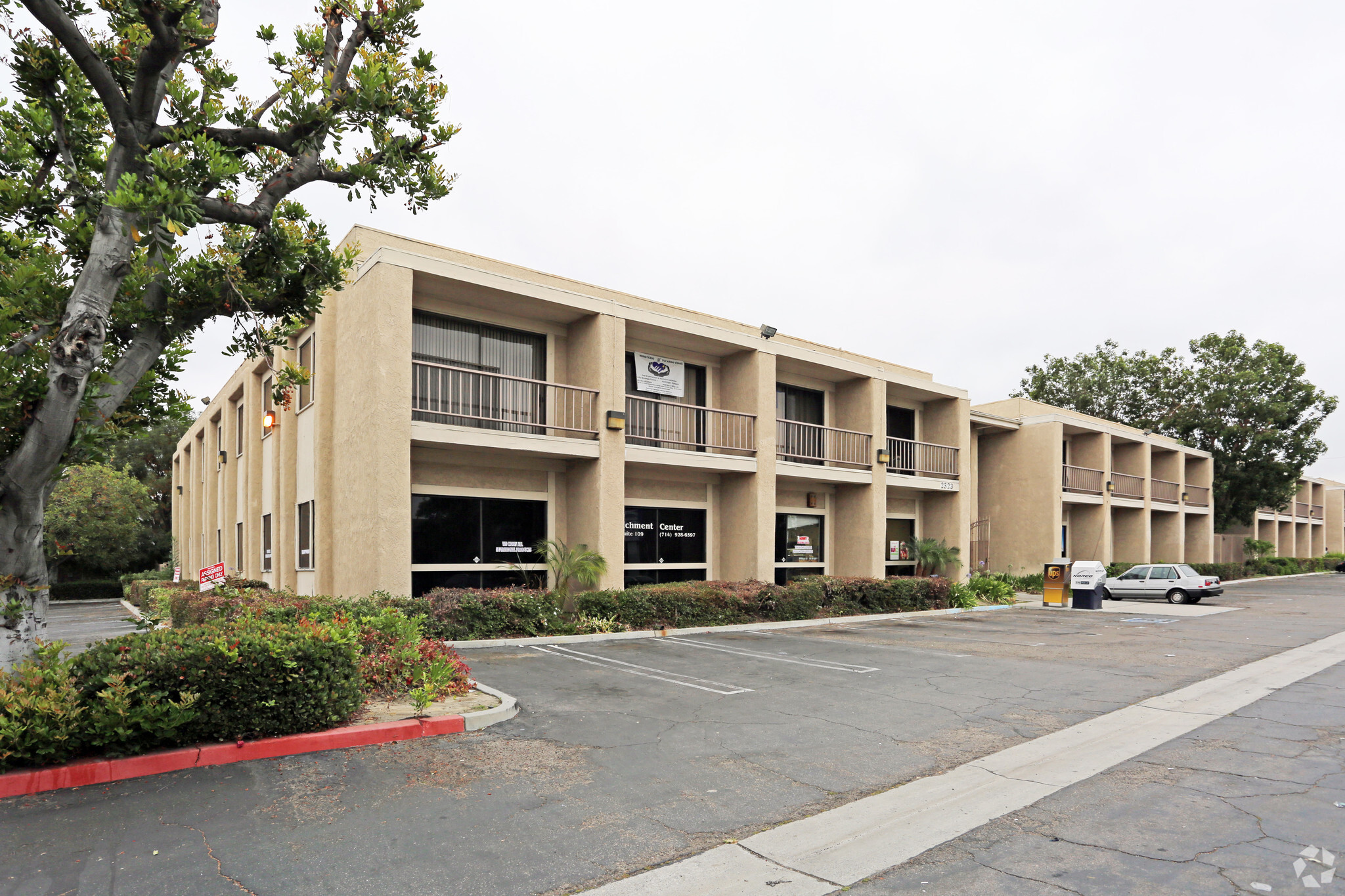 2323 W Lincoln Ave, Anaheim, CA for sale Primary Photo- Image 1 of 1