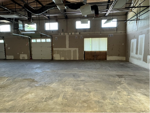 5 Johnson Dr, Raritan, NJ for lease Interior Photo- Image 1 of 19