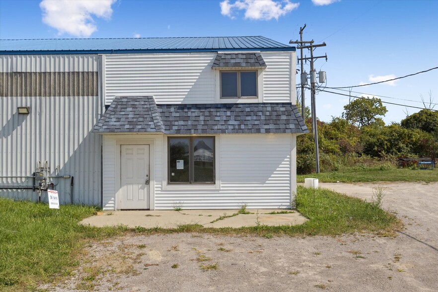 683 River Rd, Bay City, MI for sale - Building Photo - Image 3 of 44