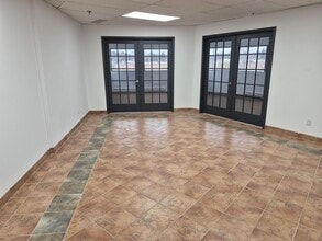 2500 Rue Jean-Perrin, Québec, QC for lease Interior Photo- Image 2 of 3