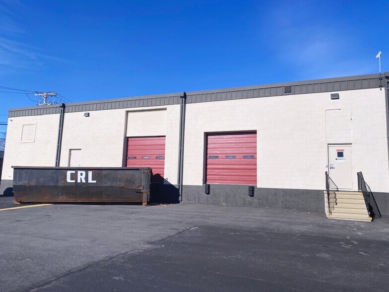 22 6th Rd, Woburn, MA for sale - Building Photo - Image 1 of 1