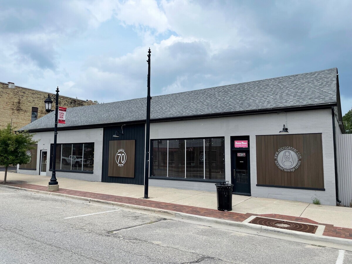 70 N Main, Cedar Springs, MI 49319