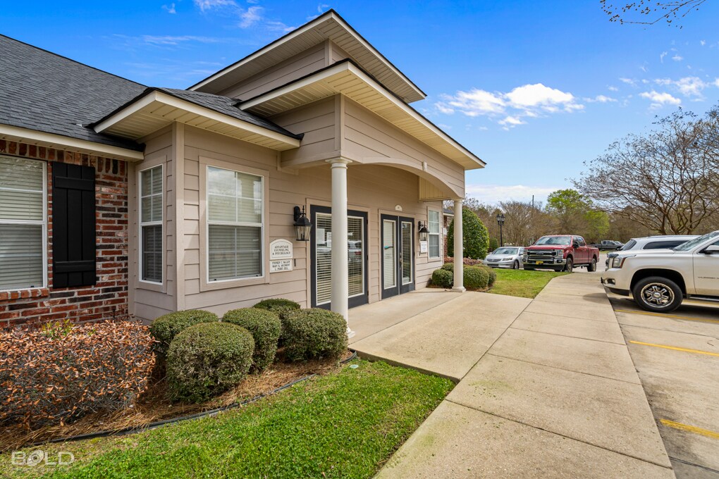 7330 Fern Ave, Shreveport, LA 71105 Condo 601