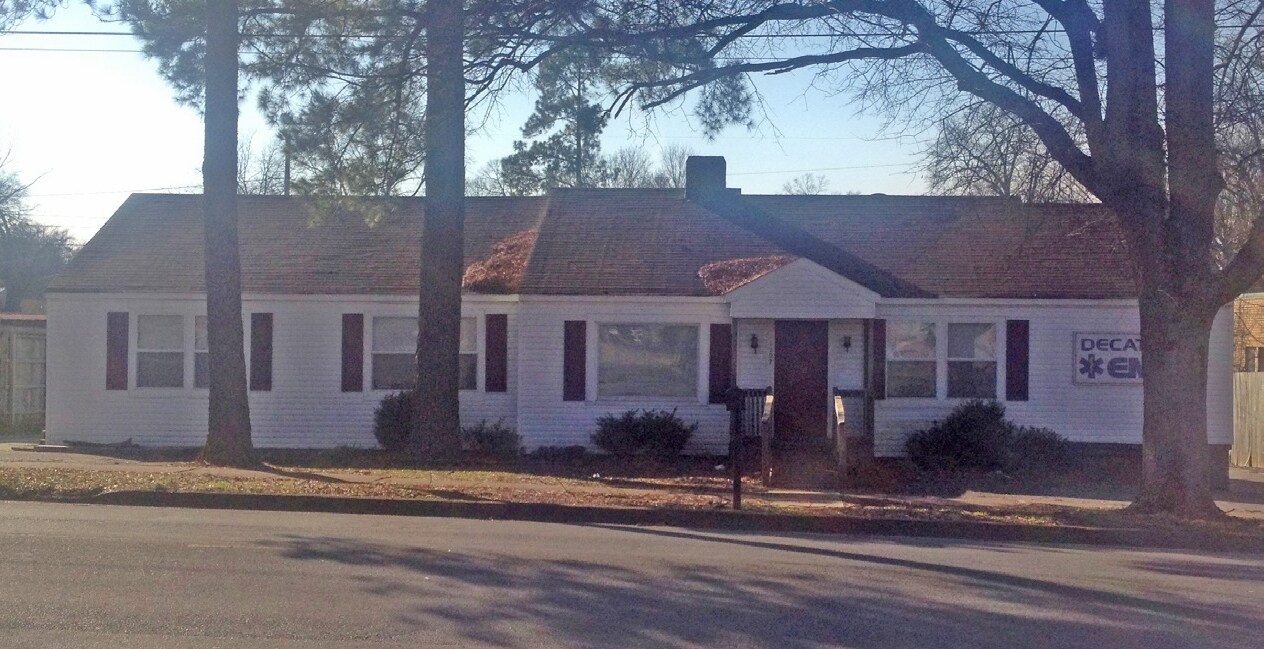 1207 Somerville Rd SE, Decatur, AL for sale Primary Photo- Image 1 of 1