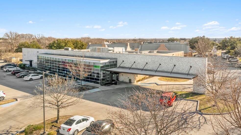 1750 N Hampton Rd, DeSoto, TX for sale - Building Photo - Image 1 of 4