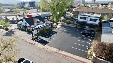 22 Hillcrest Dr, Reno, NV for lease Interior Photo- Image 1 of 11