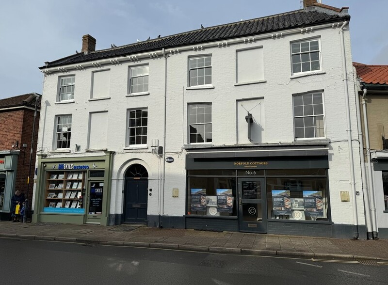 8-10 High St, Holt for lease - Primary Photo - Image 1 of 3