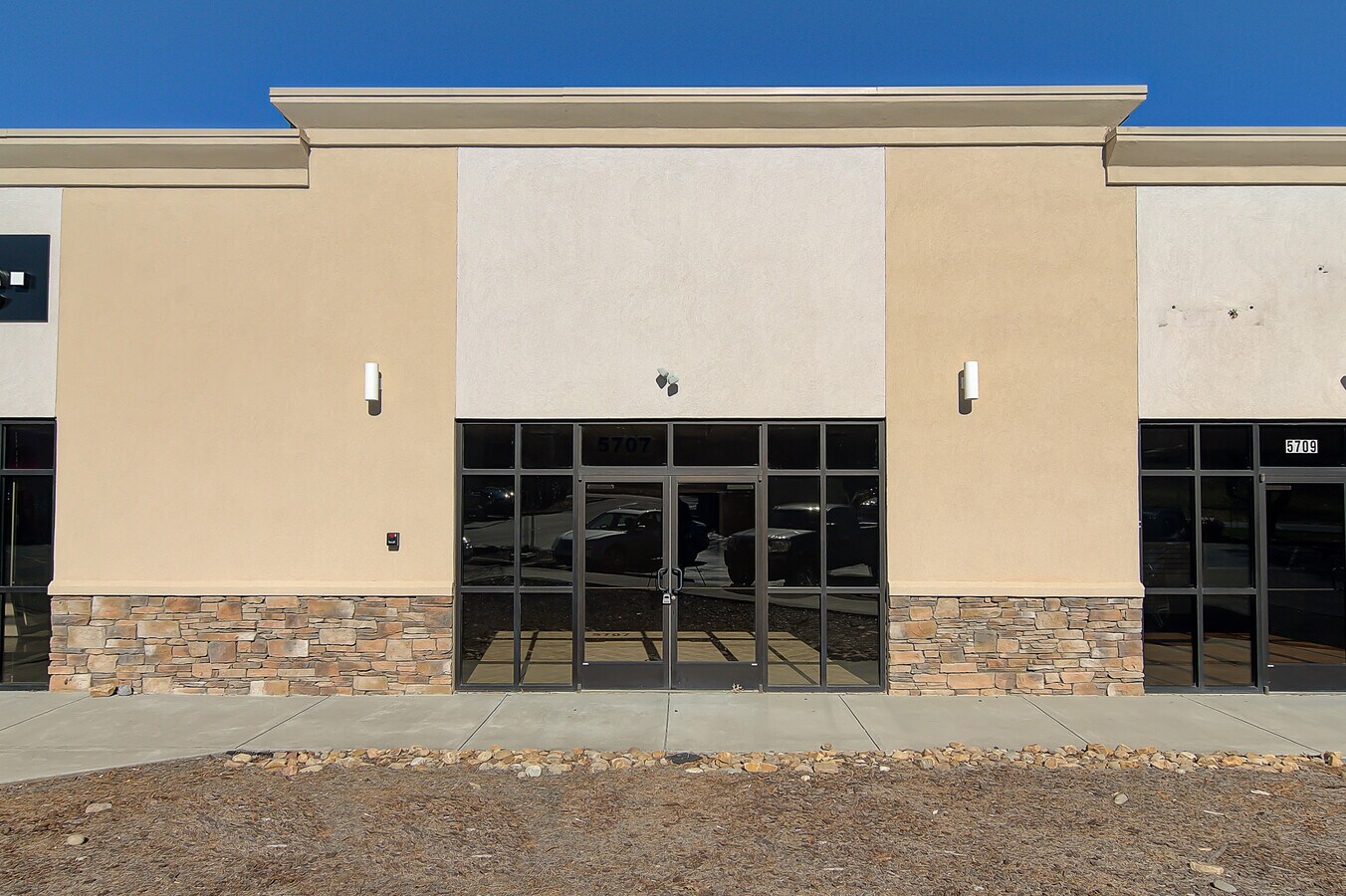 5707 University Pkwy, WinstonSalem, NC 27105