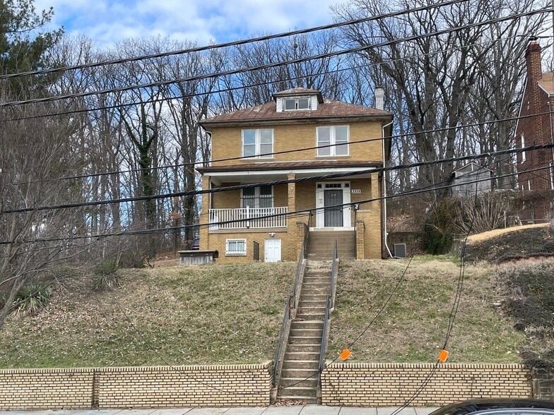 3938 Benning Rd NE, Washington, DC for sale - Building Photo - Image 2 of 33