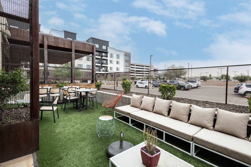 521 S 3rd St, Phoenix, AZ for lease - Building Photo - Image 3 of 6