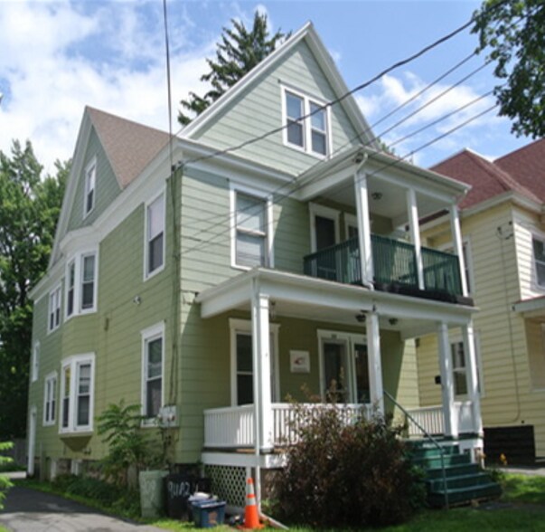 CAMPUS SIDE APARTMENTS - SYRACUSE NY portfolio of 5 properties for sale on LoopNet.com - Building Photo - Image 2 of 8